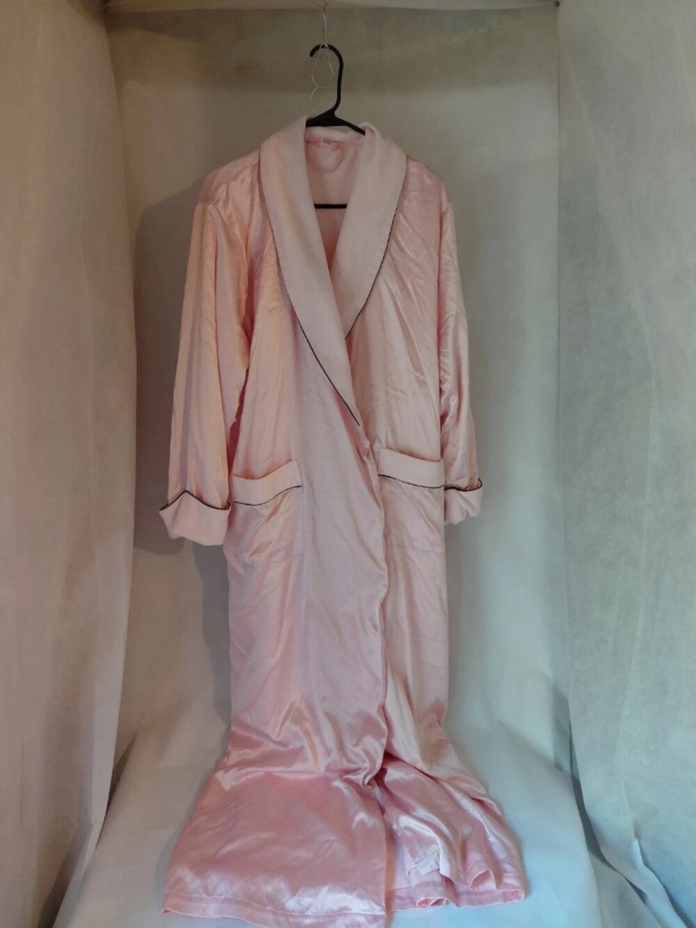Y2K Victoria's Secret Angels Fleece Lined Robe Full Length Satin Black Piping